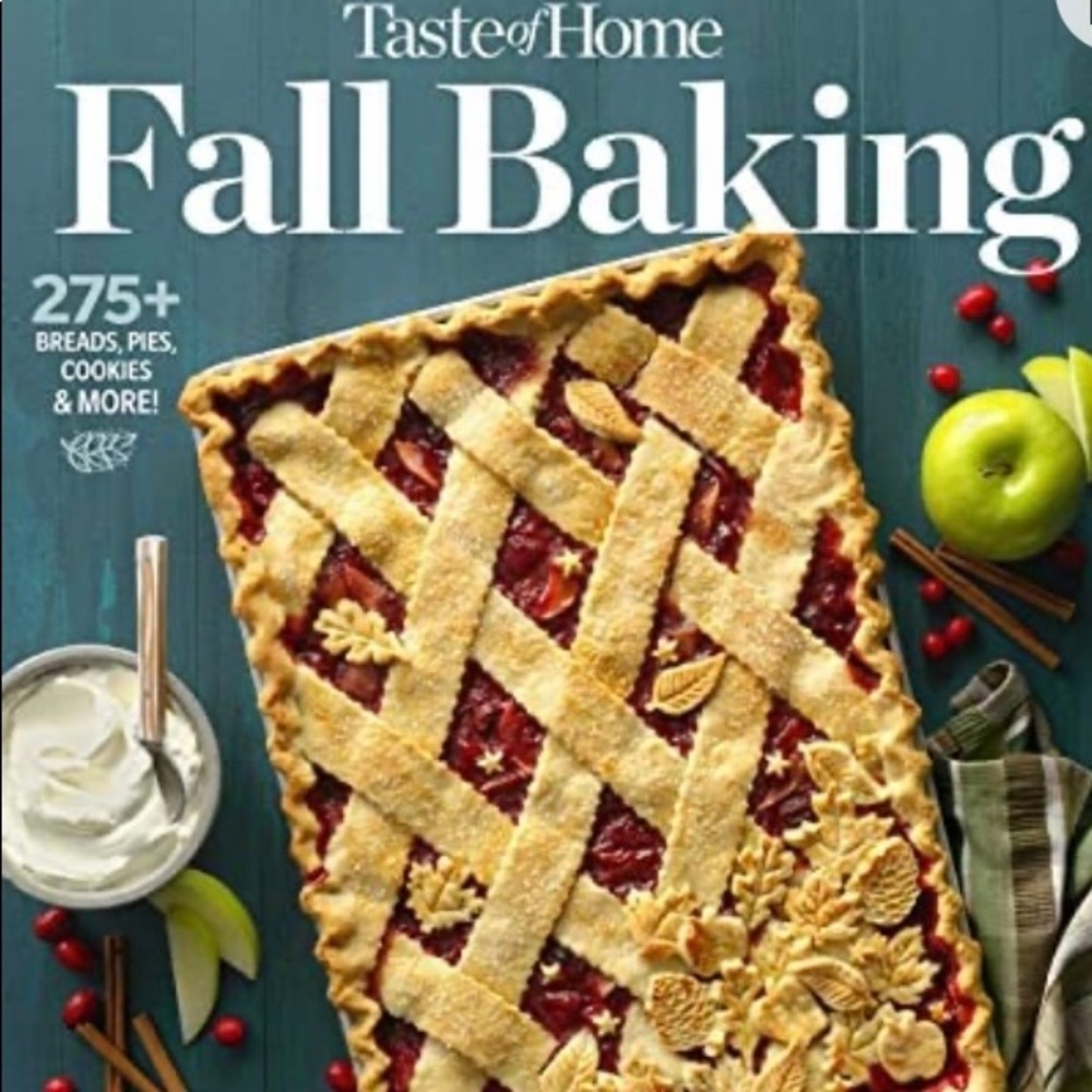 Taste of Home 2022 Fall Baking Cookbook
